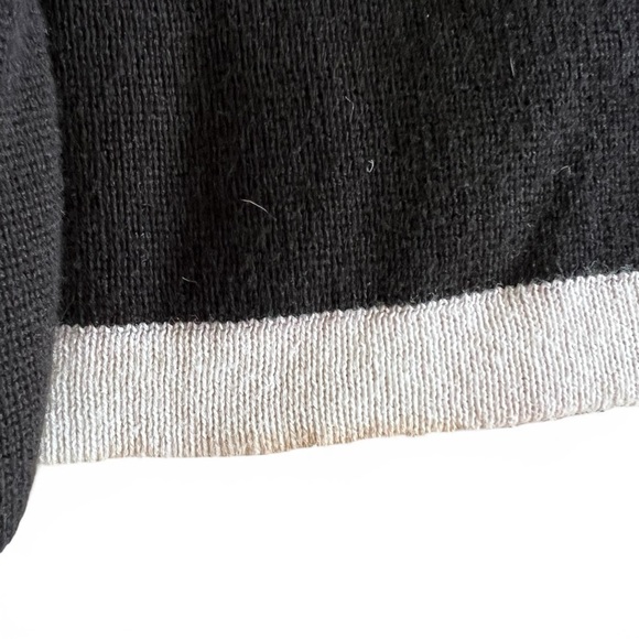 Liz Claiborne black and white vintage cardigan - Picture 5 of 5